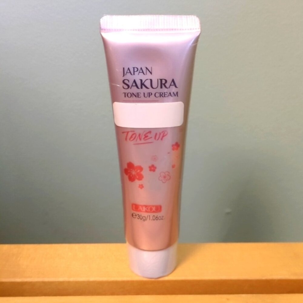 NIP Sakura Tone Up Cream